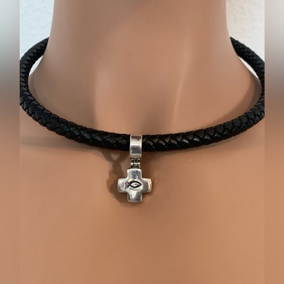 Silpada Vintage Solid Sterling Ichthus Cross Pendant Sterling/Leather Necklace - Picture 2 of 15